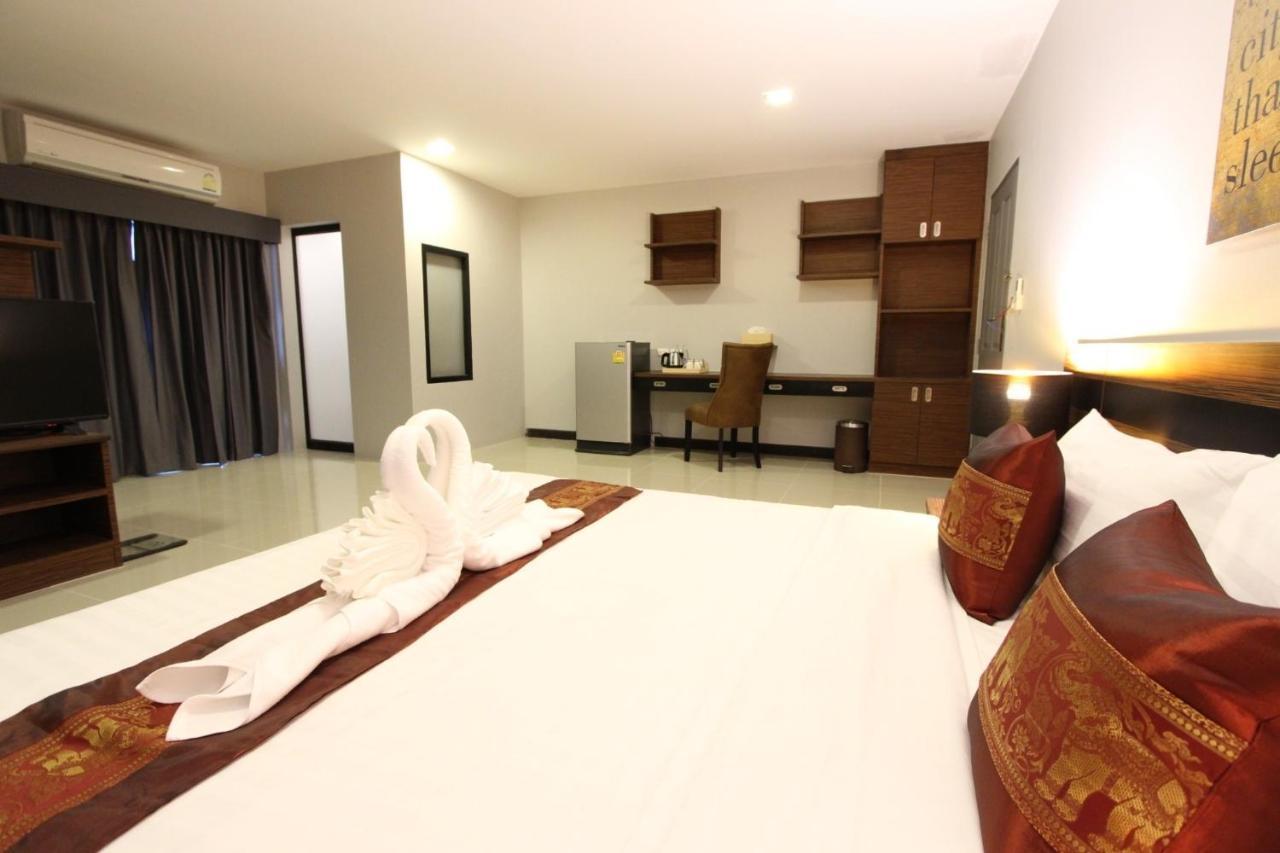 The Leisure Hotel Bang Bo Exterior photo